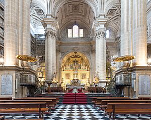 Archivo:Jaen Cathedral 2023 - altar