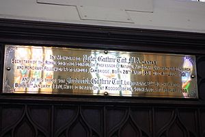 Archivo:Memorial plaque to Peter Guthrie Tait, St Johns Episcopal Church, Edinburgh