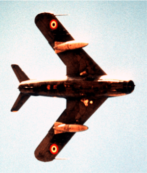 Archivo:MiG17Underside1981