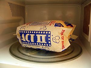 Archivo:Microwave popcorn ACT II