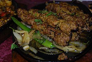 Archivo:Pakistani Food Beef Kabobs