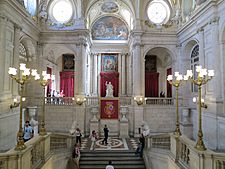 Archivo:Palacio Staircase
