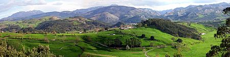 Archivo:Panoramica Santa Marina Cantabria