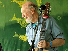 Archivo:Pete Seeger2 - 6-16-07 Photo by Anthony Pepitone