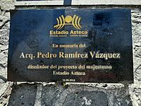 Archivo:Placa Ramírez Vázquez
