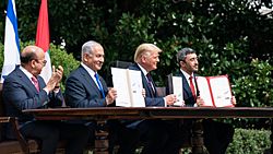 Archivo:President Trump and The First Lady Participate in an Abraham Accords Signing Ceremony (50345630003)