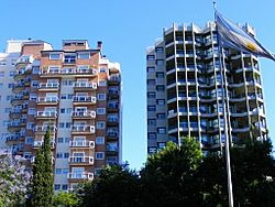 Ramos mejia modernos edificios.jpg