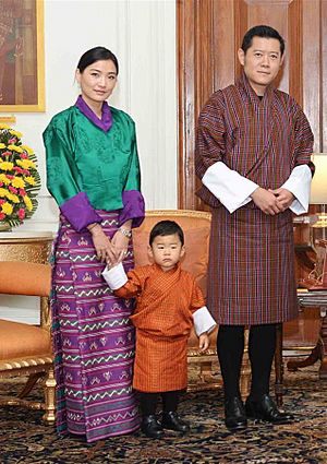 Archivo:Royal Family of Bhutan (cropped)