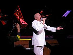 Simón Díaz en Boston.jpg