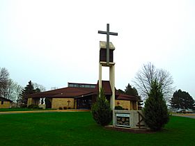 Archivo:St. Olaf Catholic Church Deforest, WI - panoramio