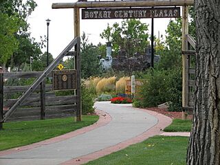 CenturyPlazaEntry.jpg