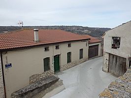 Calle vista desde la iglesia.