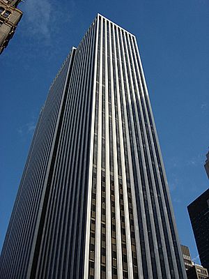 Archivo:General Motors Building at 5th Avenue and 59th Street, Manhattan