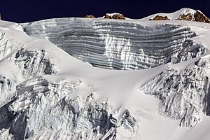 Archivo:Huayna Potosi Glaciers