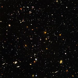Archivo:Hubble ultra deep field high rez edit1