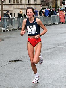 Archivo:Jelena Prokopcuka at the 2007 Boston Marathon