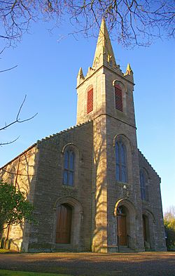 Liff Church, Angus, from south-east.jpg