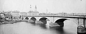 Archivo:London Bridge circa 1870