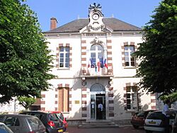 Migennes - Town hall.jpg