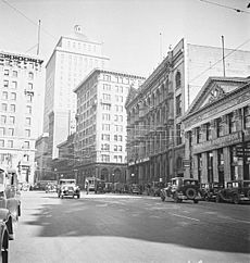 Archivo:Montreal rue St-Jacques 1935