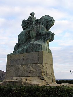Archivo:Monumento Giuseppe Garibaldi a Savona