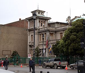 Archivo:Municipalidad Punta Arenas