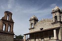 Archivo:Templo Santo Domingo - Ayacucho, Peru