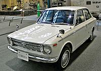 Archivo:Toyota Corolla First-generation 001