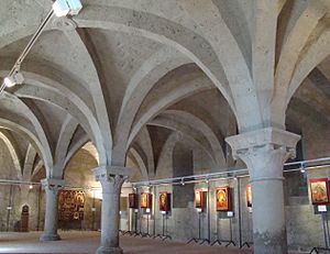 Archivo:Valladolid monasterio Valbuena 23 Claustro Sala de trabajos Ni