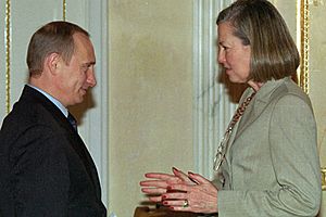 Archivo:Vladimir Putin 11 February 2002-1