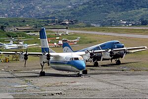 Archivo:ANHSA - Aerovias Nacionales de Honduras Dash 7 at Tegucigalpa