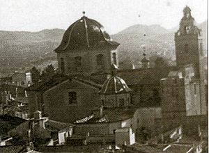 Archivo:Antigua Iglesia de Santa Ana