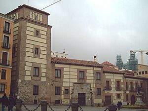 Archivo:Casa y Torre de los Lujanes (Madrid) 01