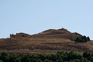 Archivo:Castillo de Torremormojón