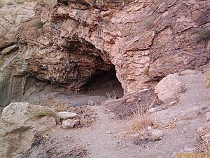 Archivo:Do ashkaft cave 2