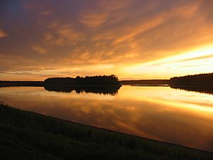 Archivo:FortVermilion-Sunset