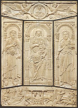 Archivo:Ivory cover of the Lorsch Gospels, c. 810, Carolingian, Victoria and Albert Museum