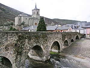 Archivo:Molinaseca puente romano