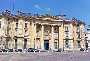 Archivo:Pantheon-Assas University - Panthéon