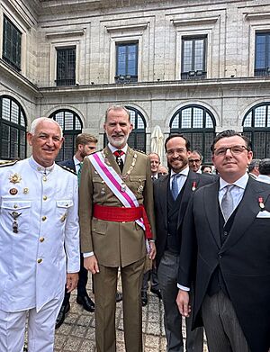 Archivo:Rey Felipe VI de España con el alcalde mayor del Solar de Tejada en junio de 2024
