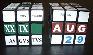 Archivo:Rubik's calendar cubes