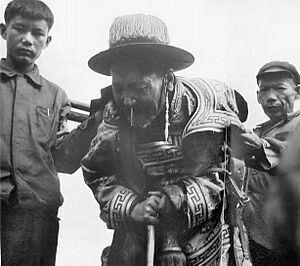 Archivo:Sampho Tsewang Rigzin during Cultural Revolution