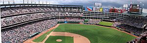 Archivo:The Ballpark in Arlington (Ameriquest).