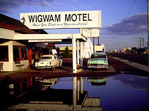 Archivo:Wigwam motel 2
