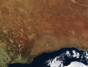Archivo:Australia.A2002231.0145.250m NASA Nullarbor