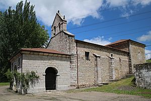 Archivo:Camino de San Salvador, La Robla, Ermita de Celada 01