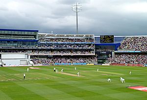 Archivo:Edgbaston - view of new stand from the north