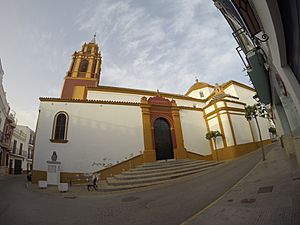 Archivo:Fachada trasera Iglesia Santa María La Blanca