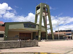 Iglesia parroquial El Valle, Cuenca - Ecuador 01.jpg