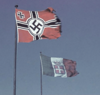 Archivo:Italian and German flags - june 1943